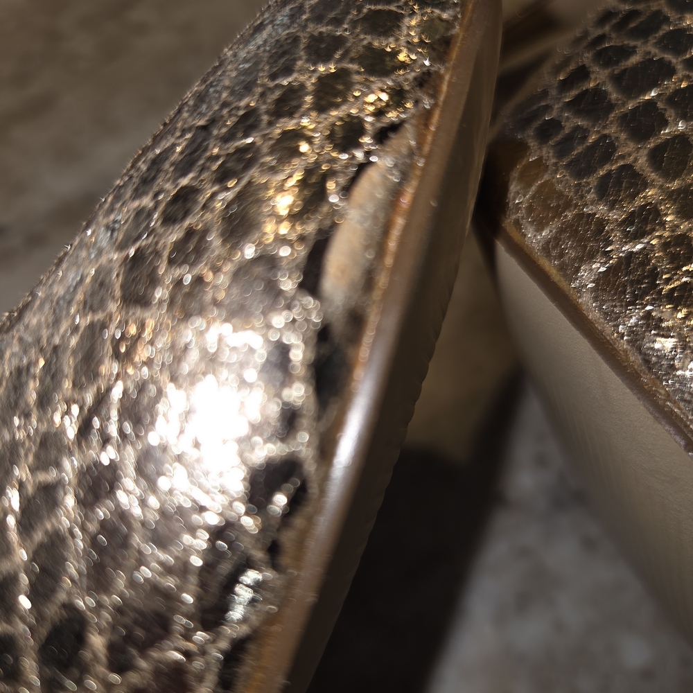 Gold Textured Women's Heels - Picture 4 of 4